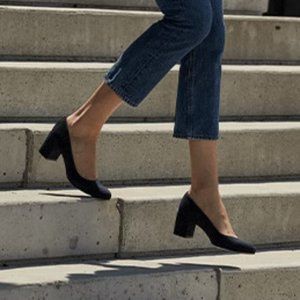 Never Worn! Margaux "The Heel" in Black Suede Size EU 40 (9.5) Wide